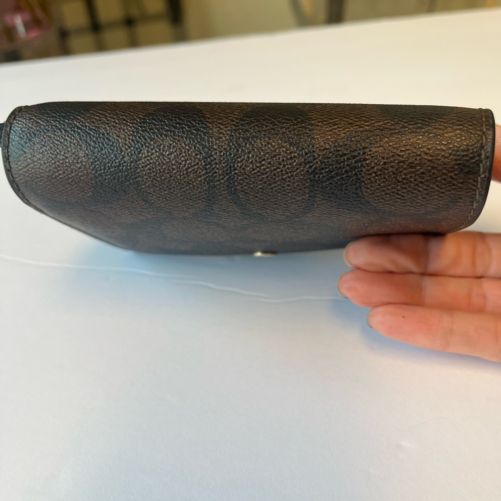 Coach Brown Signature Canvas Card Case with Black Snap - Picture 2 of 6